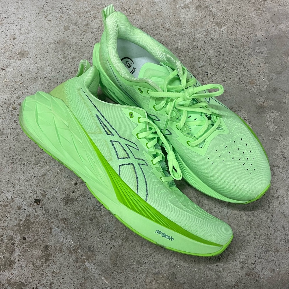 Men’s ASICS Nova Blast 4